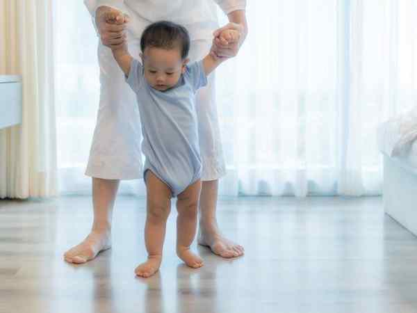 Mơ thấy con biết đi lần đầu tiên hoặc chập chững tập đi