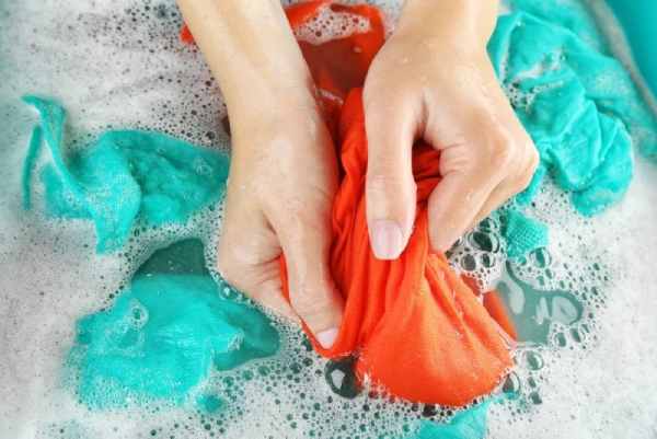 Mơ thấy giặt quần áo có liên quan gì đến tài vận?