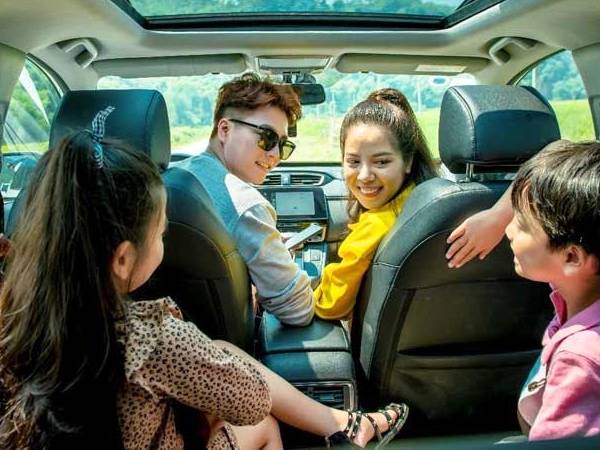 Nằm ngủ mê thấy đi ô tô cùng người lạ