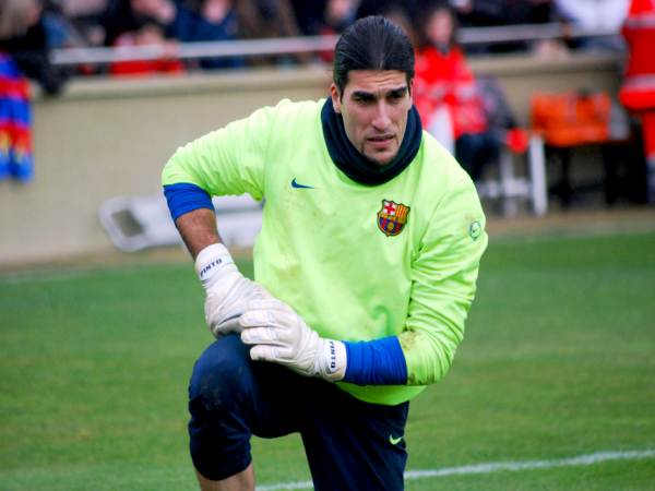 Thủ môn José Manuel Pinto